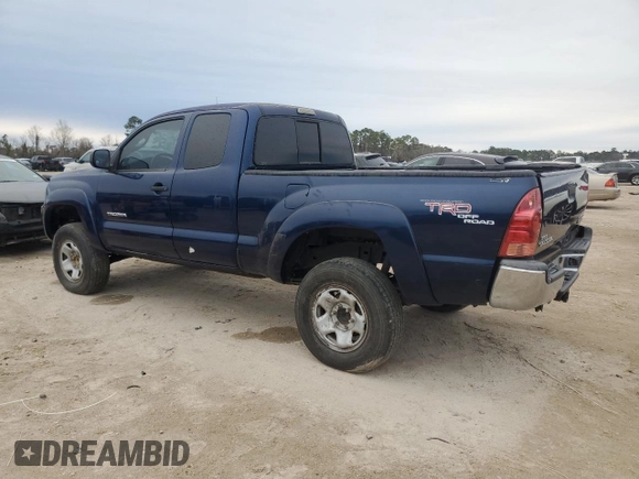 2008 Toyota Tacoma PreRunner with VIN 5TETU62N08Z553434, listed as a Copart auction lot 46649095 with 304,958 mi miles and Clean Title. Bid and sale history available at DreamBid. Image 2.