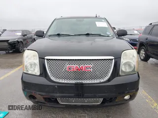 2010 GMC Denali z VIN 1GKUCMEF1AR181088, wystawiony jako IAAI lot #41563523 z przebiegiem 245 422 mil mil oraz . Historia ofert i sprzedaży dostępna na DreamBid. Obrazek 12.