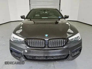 2019 BMW 5 Series 530i z VIN WBAJA5C57KBX86311, wystawiony jako Copart lot #57868065 z przebiegiem 109 573 mil mil oraz Czysty tytuł • Clean title. Historia ofert i sprzedaży dostępna na DreamBid. Obrazek 5.