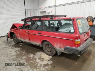 1990 Volvo 240 z VIN YV1AA8857L1869686, wystawiony jako Copart lot #52195465 z przebiegiem 139 312 mil mil oraz Tytuł czysty. Historia ofert i sprzedaży dostępna na DreamBid. Obrazek 2.