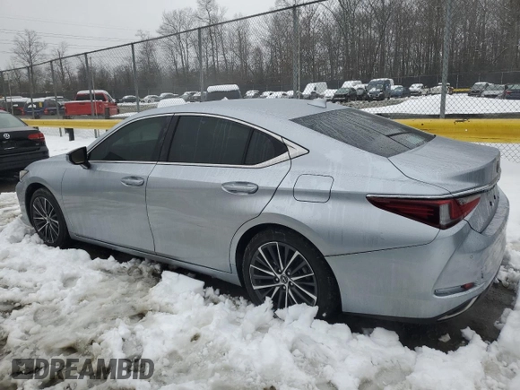 2023 Lexus ES 350 with VIN 58ADZ1B17PU152576, listed as a Copart auction lot 45060315 with 22,627 mi miles and Salvage Title. Bid and sale history available at DreamBid. Image 2.