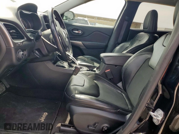 2019 Jeep Cherokee Latitude Plus with VIN 1C4PJLLN6KD147469, listed as a Copart auction lot 53703725 with 70,606 mi miles and Clean title. Bid and sale history available at DreamBid. Image 7.