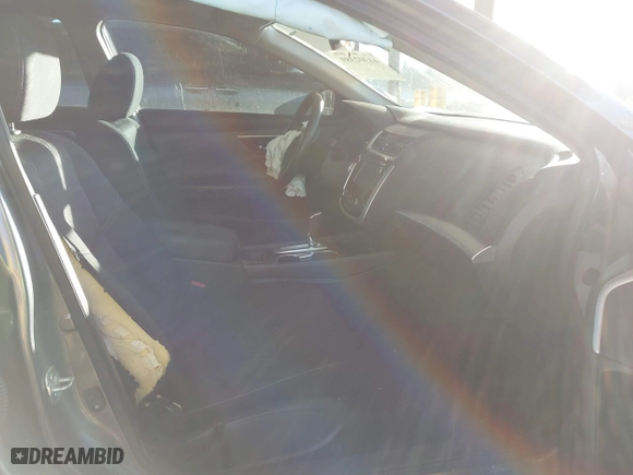 2018 Nissan Altima 2.5 SL with VIN 1N4AL3AP5JC230437, listed as a IAAI auction lot 41302389 with 92,418 mi miles. Bid and sale history available at carsss.com. Image 5.