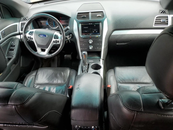 2014 Ford Explorer XLT with VIN 1FM5K8D85EGB79306, listed as a Copart auction lot 48790345 with NaN miles and Salvage Title. Bid and sale history available at carsss.com. Image 8.
