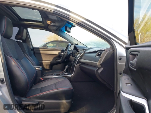 2017 Toyota Camry XLE with VIN 4T1BF1FK2HU446771, listed as a IAAI auction lot 41854261 with 203,960 mi miles. Bid and sale history available at carsss.com. Image 5.