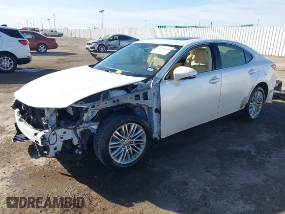 2013 Lexus ES 4dr Sdn with VIN JTHBK1GG0D2080128, listed as a IAAI auction lot 41780961 with 94,410 mi miles. Bid and sale history available at carsss.com. Image 18.