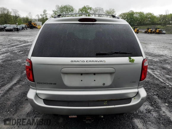 2006 Dodge Grand Caravan SXT z VIN 2D4GP44L56R786238, wystawiony jako Copart lot #55799425 z przebiegiem 173 150 mil mil oraz Czysty tytuł • Clean title. Historia ofert i sprzedaży dostępna na DreamBid. Obrazek 6.