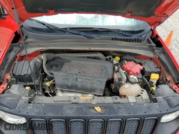 2020 Jeep Renegade Jeepster z VIN ZACNJAAB2LPL87851, wystawiony jako Copart lot #78611214 z przebiegiem 103 630 mil mil oraz Szkoda całkowita • Salvage title. Historia ofert i sprzedaży dostępna na DreamBid. Obrazek 12.