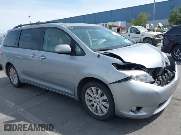 2014 Toyota Sienna Limited with VIN 5TDDK3DC2ES085302, listed as a IAAI auction lot 39560374 with 117,786 mi miles and . Bid and sale history available at DreamBid. Image 1.