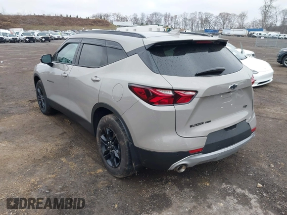 2021 Chevrolet Blazer LT with VIN 3GNKBHR48MS559910, listed as a IAAI auction lot 42024637 with 19,449 mi miles and . Bid and sale history available at DreamBid. Image 3.