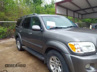 2006 Toyota Sequoia Limited with VIN 5TDZT38A36S268141, listed as a IAAI auction lot 41935258 with 272,352 mi miles and . Bid and sale history available at DreamBid. Image 13.