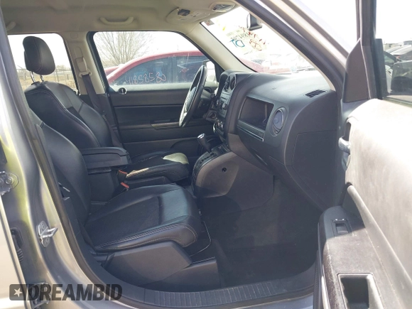 2016 Jeep Patriot Sport with VIN 1C4NJPBA3GD748035, listed as a IAAI auction lot 41894795 with 191,353 mi miles and . Bid and sale history available at DreamBid. Image 5.