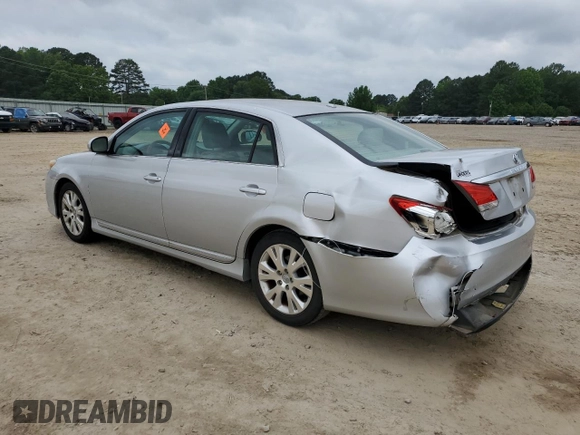 2012 Toyota Avalon z VIN 4T1BK3DBXCU454457, wystawiony jako Copart lot #57153835 z przebiegiem 128 064 mil mil oraz Szkoda całkowita • Salvage title. Historia ofert i sprzedaży dostępna na DreamBid. Obrazek 2.