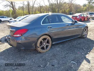 2016 Mercedes-Benz C 300 z VIN 55SWF4JB8GU160119, wystawiony jako IAAI lot #41887047 z przebiegiem 89 688 mil mil oraz . Historia ofert i sprzedaży dostępna na DreamBid. Obrazek 4.