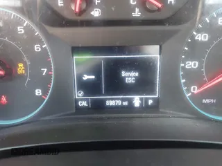 2020 Chevrolet Traverse LS z VIN 1GNERFKW3LJ271902, wystawiony jako IAAI lot #42516114 z przebiegiem 89 879 mil mil oraz . Historia ofert i sprzedaży dostępna na DreamBid. Obrazek 15.