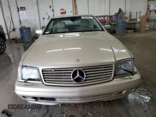 1997 Mercedes-Benz SL-Class with VIN WDBFA67F5VF147986, listed as a Copart auction lot 84255574 with 158,607 mi miles and Salvage Title. Bid and sale history available at carsss.com. Image 5.