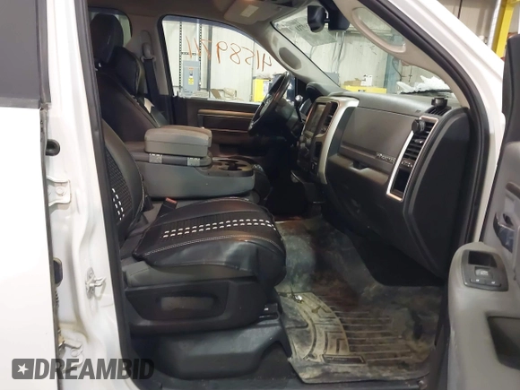 2018 Ram 2500 Big Horn with VIN 3C6UR5DL5JG126920, listed as a IAAI auction lot 41589711 with 111,213 mi miles. Bid and sale history available at carsss.com. Image 5.