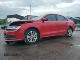 2015 Volkswagen Jetta SE z VIN 3VWD17AJ8FM321737, wystawiony jako Copart lot #54677305 z przebiegiem 172 918 mil mil oraz Czysty tytuł • Clean title. Historia ofert i sprzedaży dostępna na DreamBid. Obrazek 1.