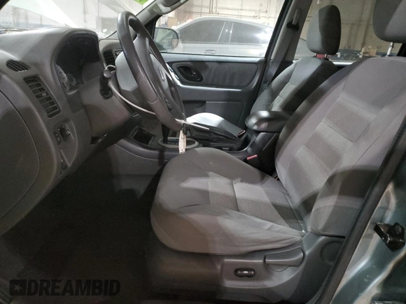 2007 Ford Escape Hybrid with VIN 1FMCU49H67KA75975, listed as a Copart auction lot 42016875 with 121,051 mi miles and Clean Title. Bid and sale history available at carsss.com. Image 7.