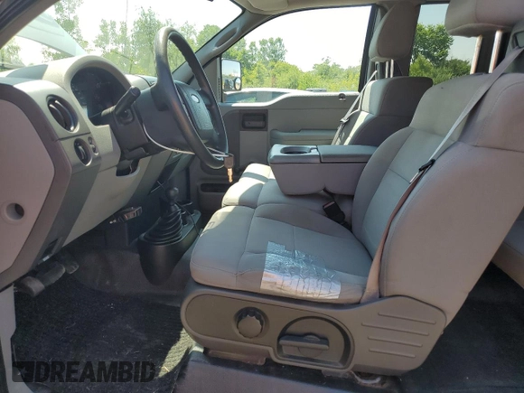 2005 Ford F-150 STX with VIN 1FTRX14W65NB37350, listed as a Copart auction lot 63500255 with 84,708 mi miles and Clean title. Bid and sale history available at DreamBid. Image 7.