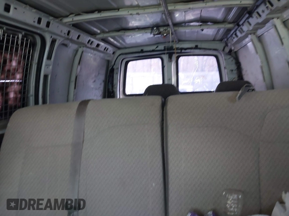 2008 Chevrolet Express Cargo Van with VIN 1GCGG25C581129690, listed as a IAAI auction lot 41541035 with 328,651 mi miles. Bid and sale history available at carsss.com. Image 8.