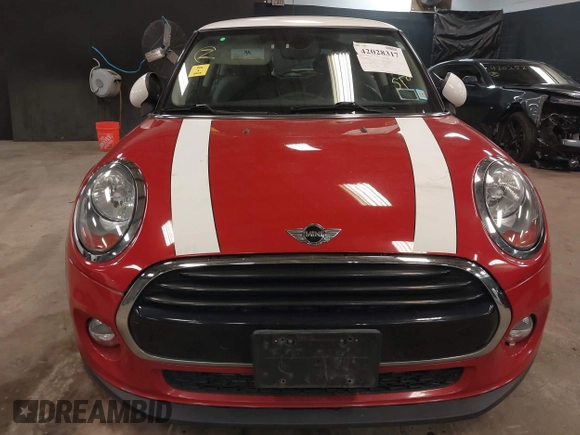 2017 MINI Hardtop Cooper with VIN WMWXP5C37H3C64033, listed as a IAAI auction lot 42028317 with 46,373 mi miles and . Bid and sale history available at DreamBid. Image 12.