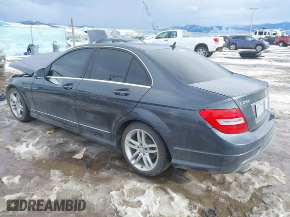 2014 Mercedes-Benz C 250 Sport с VIN WDDGF4HBXEG200415, выставлен на аукционе IAAI как лот 41648762 с пробегом 108 702 миль миль и . История ставок и продаж доступна на DreamBid. Изображение 3.