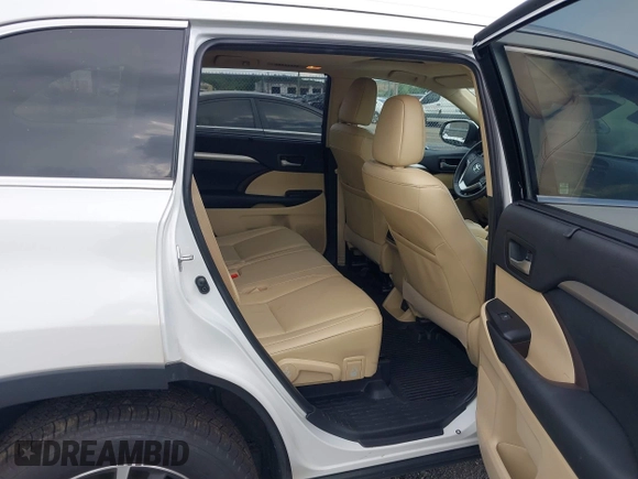 2019 Toyota Highlander SE with VIN 5TDJZRFH1KS567376, listed as a IAAI auction lot 42728105 with 58,970 mi miles and . Bid and sale history available at DreamBid. Image 8.