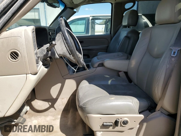 2005 Chevrolet Suburban Z71 with VIN 3GNFK16Z05G142794, listed as a Copart auction lot 52546295 with 0 mi miles and Salvage Title. Bid and sale history available at carsss.com. Image 7.