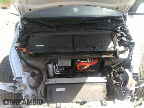 2022 Tesla Model Y Long Range z VIN 7SAYGDEE3NF385933, wystawiony jako IAAI lot #42059675 z przebiegiem 88 488 mil mil oraz . Historia ofert i sprzedaży dostępna na DreamBid. Obrazek 10.