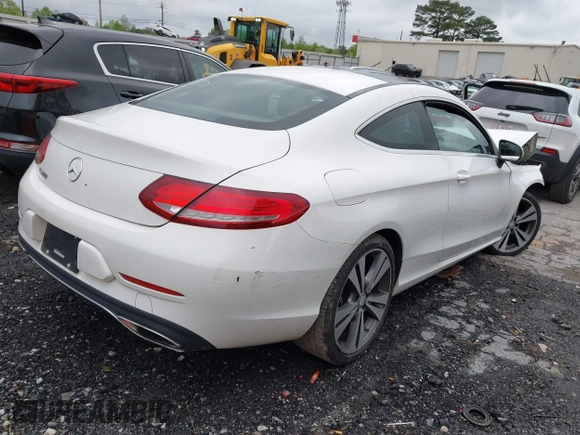 2017 Mercedes-Benz C C 300 with VIN WDDWJ4JB6HF401498, listed as a IAAI auction lot 41978936 with 95,197 mi miles. Bid and sale history available at carsss.com. Image 4.