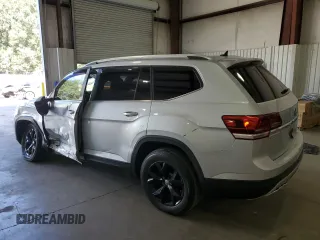 2019 Volkswagen Atlas SE with VIN 1V2DP2CA1KC586530, listed as a Copart auction lot 67574044 with 98,787 mi miles and Salvage title. Bid and sale history available at DreamBid. Image 2.