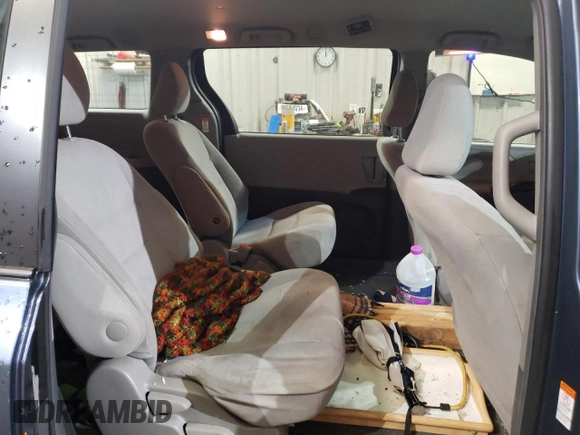 2016 Toyota Sienna L with VIN 5TDZK3DC3GS711285, listed as a Copart auction lot 83578874 with 120,956 mi miles and Salvage title. Bid and sale history available at DreamBid. Image 11.