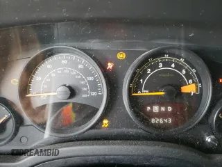 2016 Jeep Patriot Latitude z VIN 1C4NJPFA5GD699012, wystawiony jako Copart lot #55555095 z przebiegiem 82 643 mil mil oraz Szkoda całkowita • Salvage title. Historia ofert i sprzedaży dostępna na DreamBid. Obrazek 9.