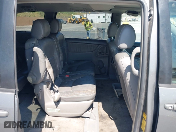 2005 Toyota Sienna XLE with VIN 5TDZA22C15S343170, listed as a IAAI auction lot 42487555 with 260,317 mi miles and . Bid and sale history available at DreamBid. Image 8.