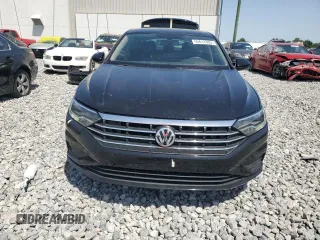 2021 Volkswagen Jetta S z VIN 3VWC57BU8MM014560, wystawiony jako Copart lot #55614305 z przebiegiem 166 115 mil mil oraz Nie do naprawy • Non repairable. Historia ofert i sprzedaży dostępna na DreamBid. Obrazek 5.
