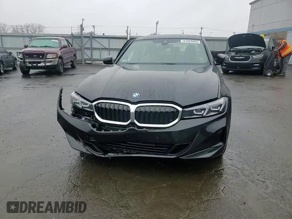 2023 BMW 3 Series 330e xDrive with VIN 3MW39FS08P8C88897, listed as a Copart auction lot 51423425 with 16,163 mi miles and Salvage Title. Bid and sale history available at carsss.com. Image 13.