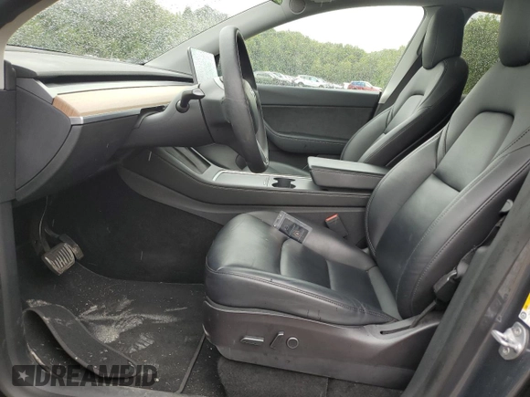 2021 Tesla Model Y Long Range z VIN 5YJYGDEE6MF233205, wystawiony jako Copart lot #58011025 z przebiegiem 48 419 mil mil oraz Szkoda całkowita • Salvage title. Historia ofert i sprzedaży dostępna na DreamBid. Obrazek 7.