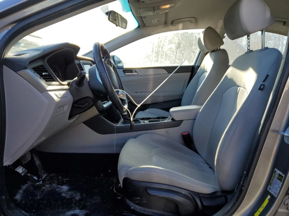 2018 Hyundai Sonata Hybrid SE with VIN KMHE24L3XJA078631, listed as a Copart auction lot 43017925 with 90,103 mi miles and Salvage Title. Bid and sale history available at carsss.com. Image 7.