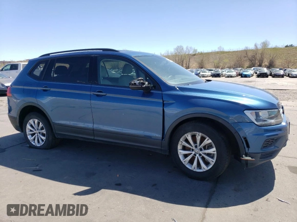 2019 Volkswagen Tiguan S z VIN 3VV0B7AX7KM010234, wystawiony jako Copart lot #53613175 z przebiegiem 55 980 mil mil oraz Szkoda całkowita • Salvage title. Historia ofert i sprzedaży dostępna na DreamBid. Obrazek 4.