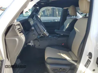 2024 Lexus GX 550 Premium z VIN JTJTBCDX5R5016112, wystawiony jako Copart lot #47686805 z przebiegiem 11 688 mil mil oraz Szkoda całkowita • Salvage title. Historia ofert i sprzedaży dostępna na DreamBid. Obrazek 7.
