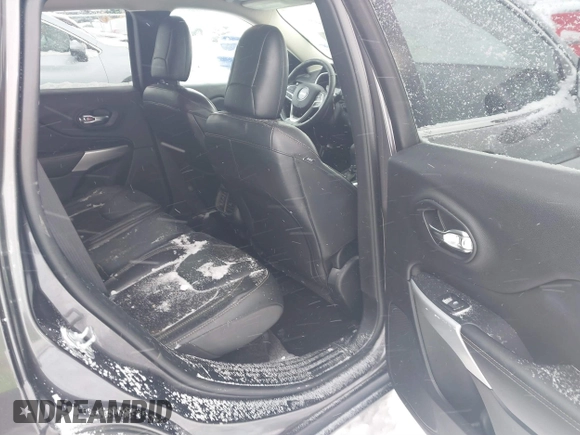 2018 Jeep Cherokee Latitude Plus z VIN 1C4PJMLB1JD530195, wystawiony jako IAAI lot #41629474 z przebiegiem 202 827 mil mil oraz . Historia ofert i sprzedaży dostępna na DreamBid. Obrazek 8.