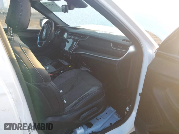 2023 Jeep Grand Cherokee Laredo с VIN 1C4RJHAG1PC609153, выставлен на аукционе IAAI как лот 41757588 с пробегом 11 801 миль миль и . История ставок и продаж доступна на DreamBid. Изображение 5.