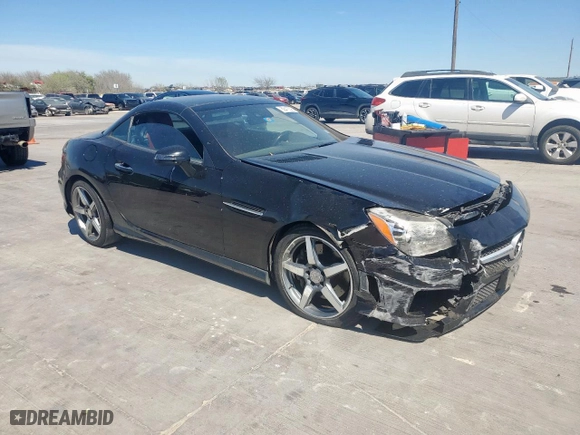 2015 Mercedes-Benz SLK-Class SLK 250 with VIN WDDPK4HA9FF107718, listed as a Copart auction lot 50418325 with NaN miles and Clean Title. Bid and sale history available at carsss.com. Image 4.