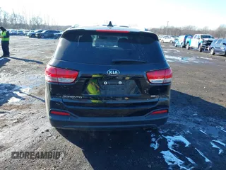 2018 Kia Sorento LX with VIN 5XYPGDA35JG404725, listed as a IAAI auction lot 41188949 with 48,229 mi miles. Bid and sale history available at carsss.com. Image 16.