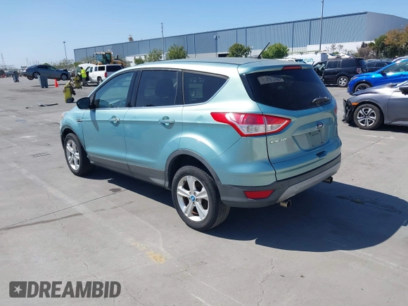2013 Ford Escape SE z VIN 1FMCU0GX4DUC93738, wystawiony jako IAAI lot #42552635 z przebiegiem 167 729 mil mil oraz . Historia ofert i sprzedaży dostępna na DreamBid. Obrazek 3.