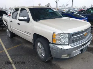 2013 Chevrolet Silverado 1500 LT with VIN 3GCPCSE06DG187949, listed as a IAAI auction lot 41799296 with 169,919 mi miles. Bid and sale history available at carsss.com. Image 1.