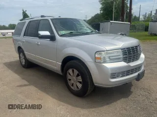 2010 Lincoln Navigator z VIN 5LMJJ2J57AEJ06563, wystawiony jako Copart lot #59300035 z przebiegiem 144 562 mil mil oraz Czysty tytuł • Clean title. Historia ofert i sprzedaży dostępna na DreamBid. Obrazek 1.