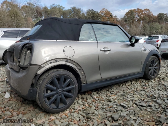 2016 MINI Cooper Convertible with VIN WMWWG5C50G3A83397, listed as a Copart auction lot 78798154 with 133,001 mi miles and Salvage Title. Bid and sale history available at carsss.com. Image 3.
