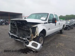 2015 Ford F-250 Lariat z VIN 1FT7W2BT8FEA55629, wystawiony jako IAAI lot #42285837 z przebiegiem 105 684 mil mil oraz . Historia ofert i sprzedaży dostępna na DreamBid. Obrazek 20.